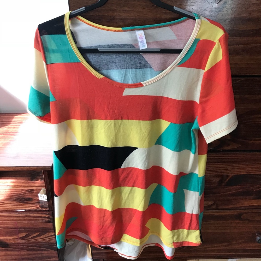 Lularoe Classic Tee